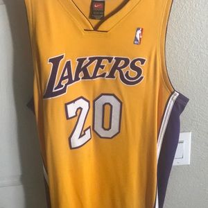Lakers jersey 100% authentic